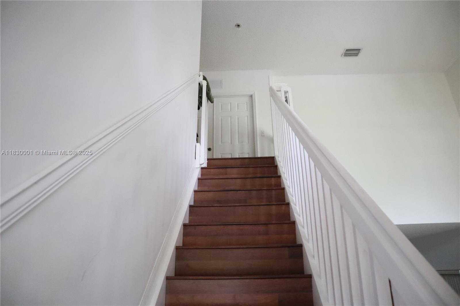 1510 Se 22nd Ln Property Photo 14
