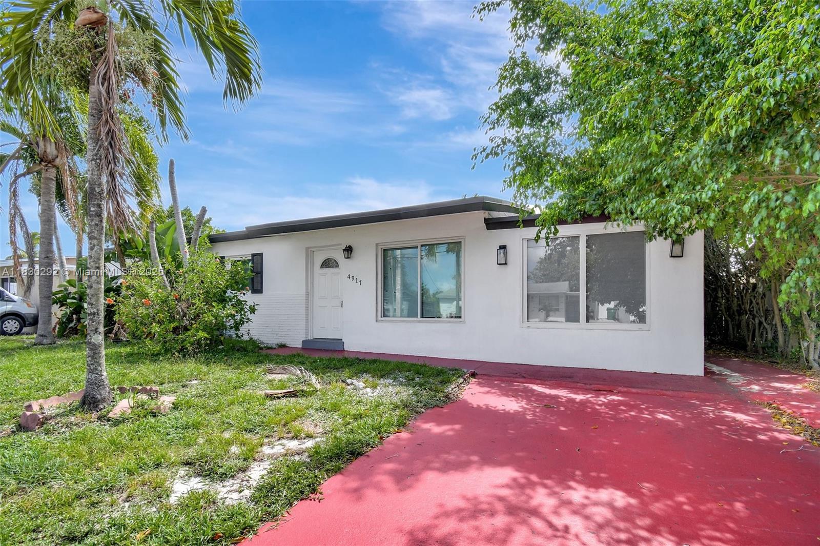 4917 Sw 43rd Ter Property Photo