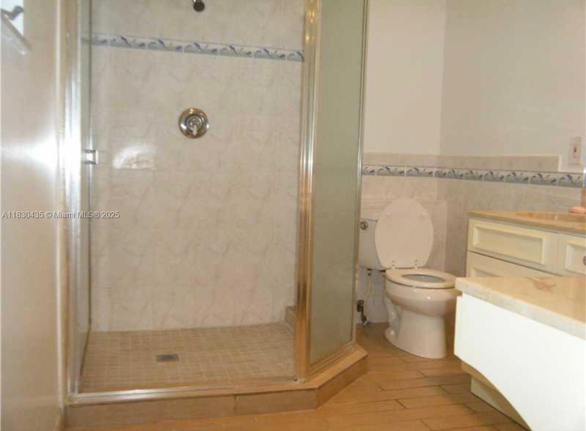 6790 Sw 10th Ct Property Photo 4