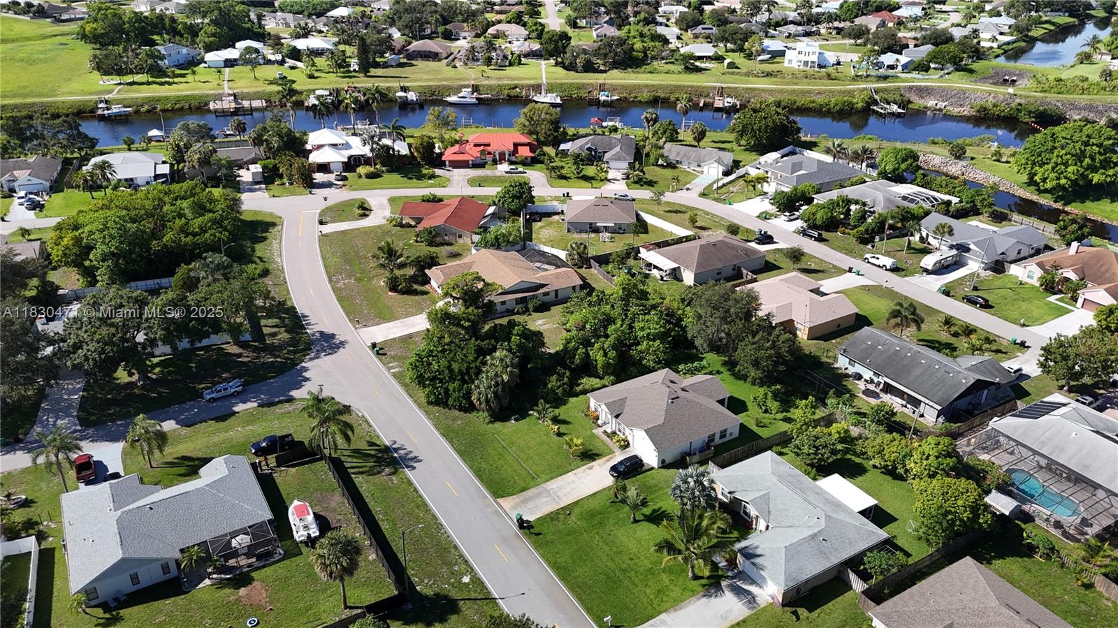 2668 Cameo Blvd Property Photo 1