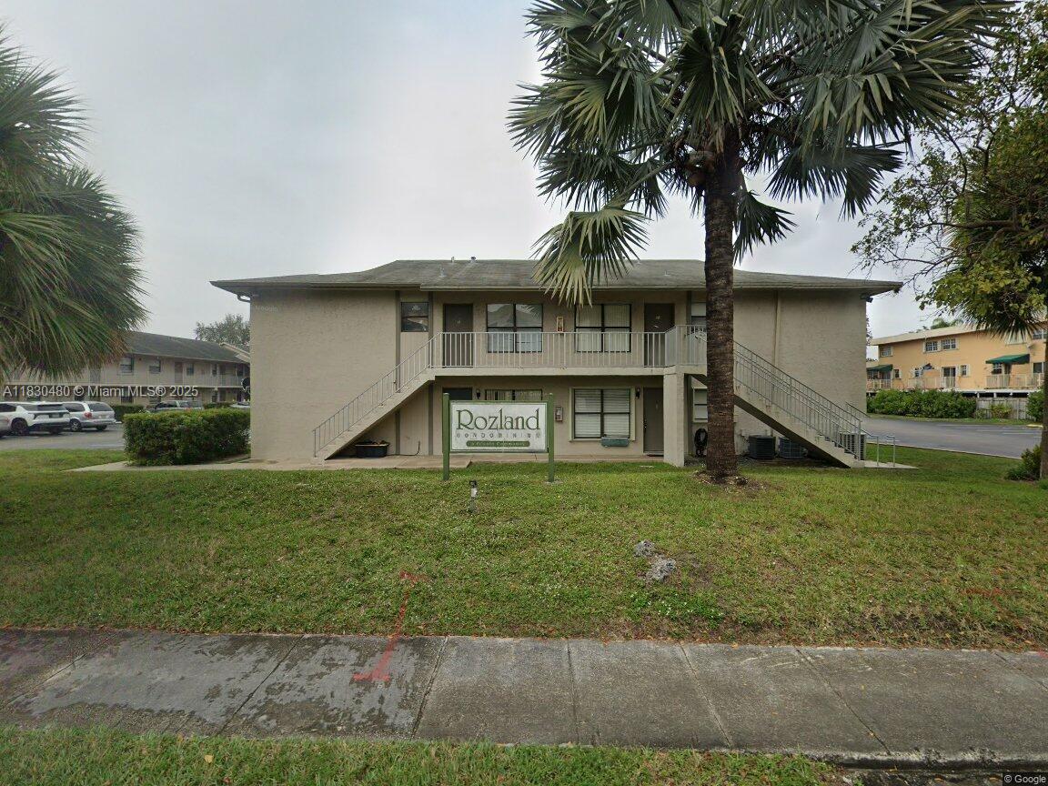 7662 Sw 152nd Ave 3-23 Property Photo 1