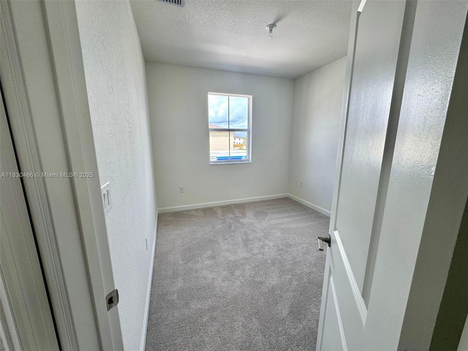 2877 Se 24 Avenue Property Photo 12