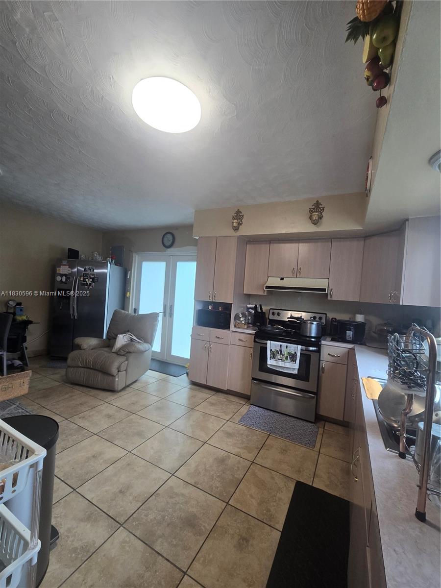 360 Sw 3rd St Property Photo 20