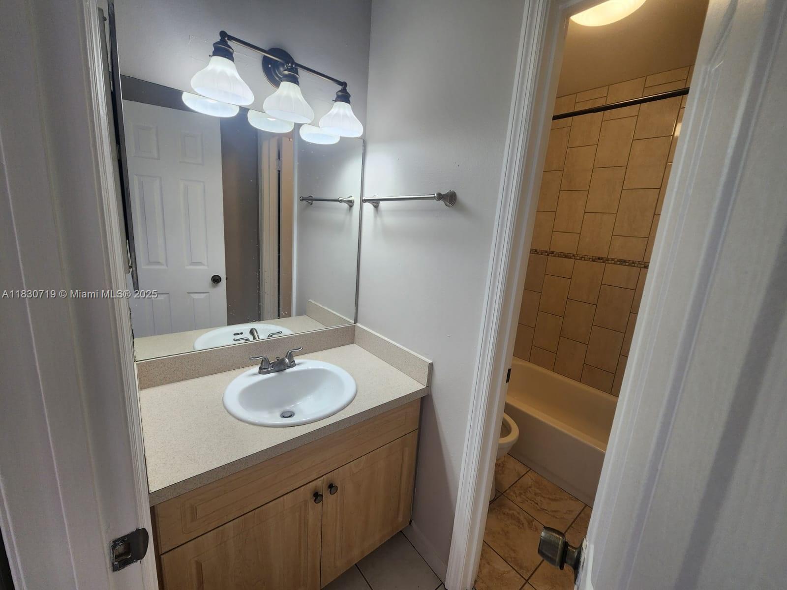 1140 Independence Trl 1140-d Property Photo 15