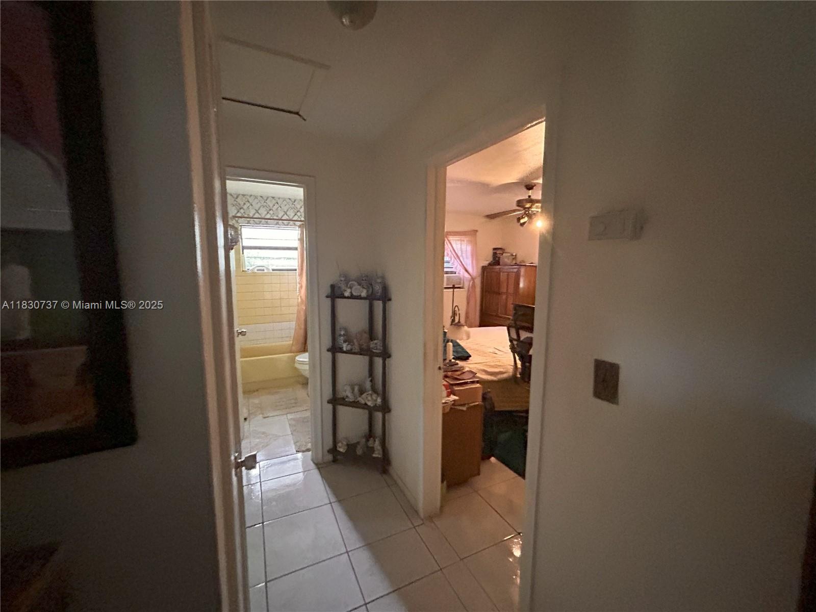 4560 Nw 25th Pl Property Photo 20