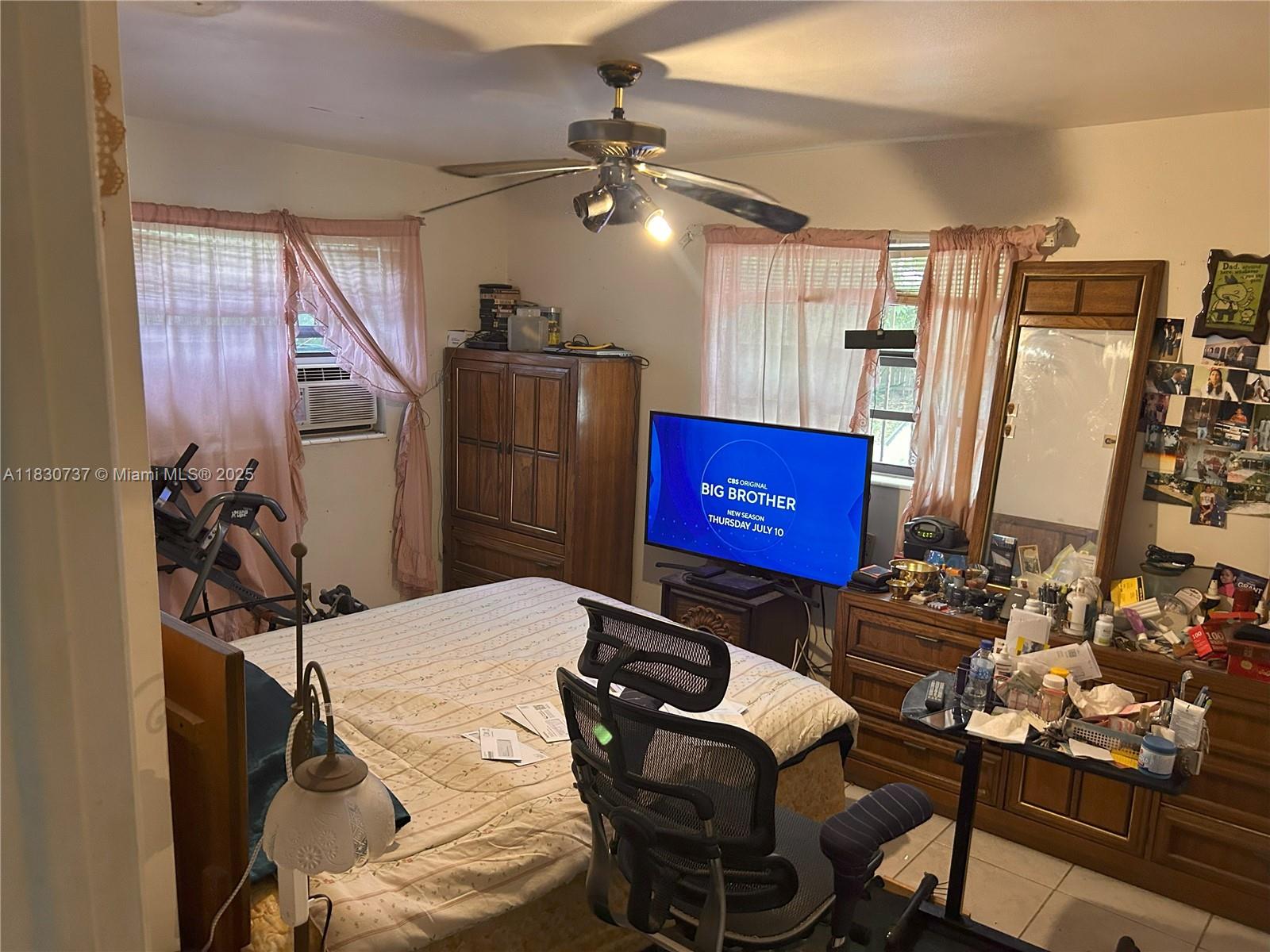 4560 Nw 25th Pl Property Photo 22