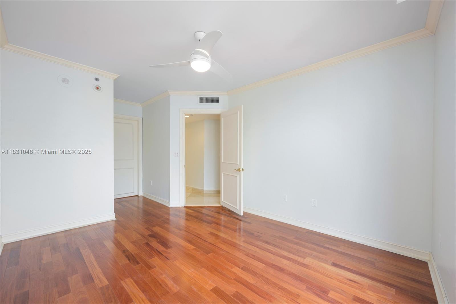 19111 Collins Ave 801 Property Photo 35