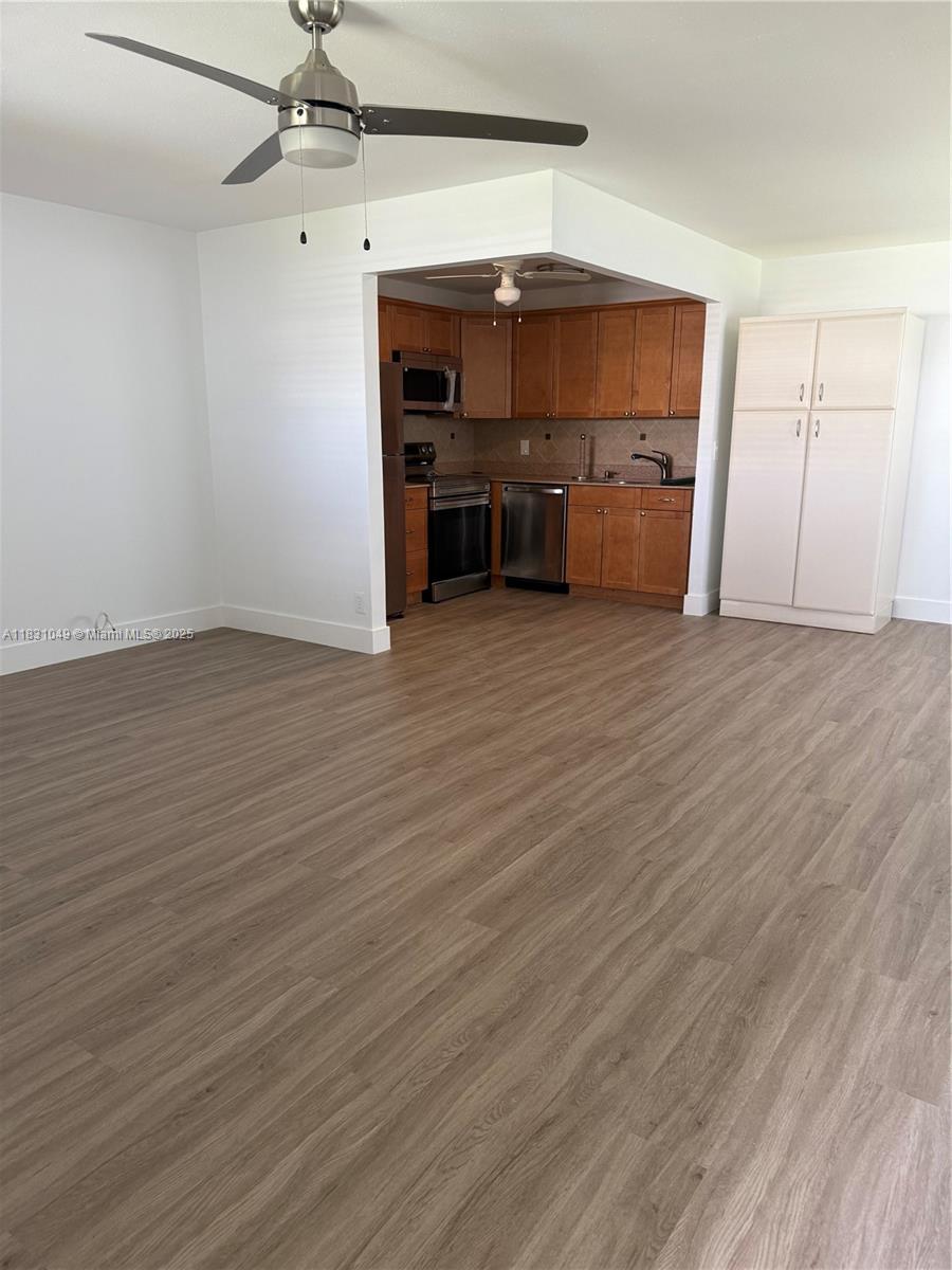 67 Monaco B B Property Photo 3