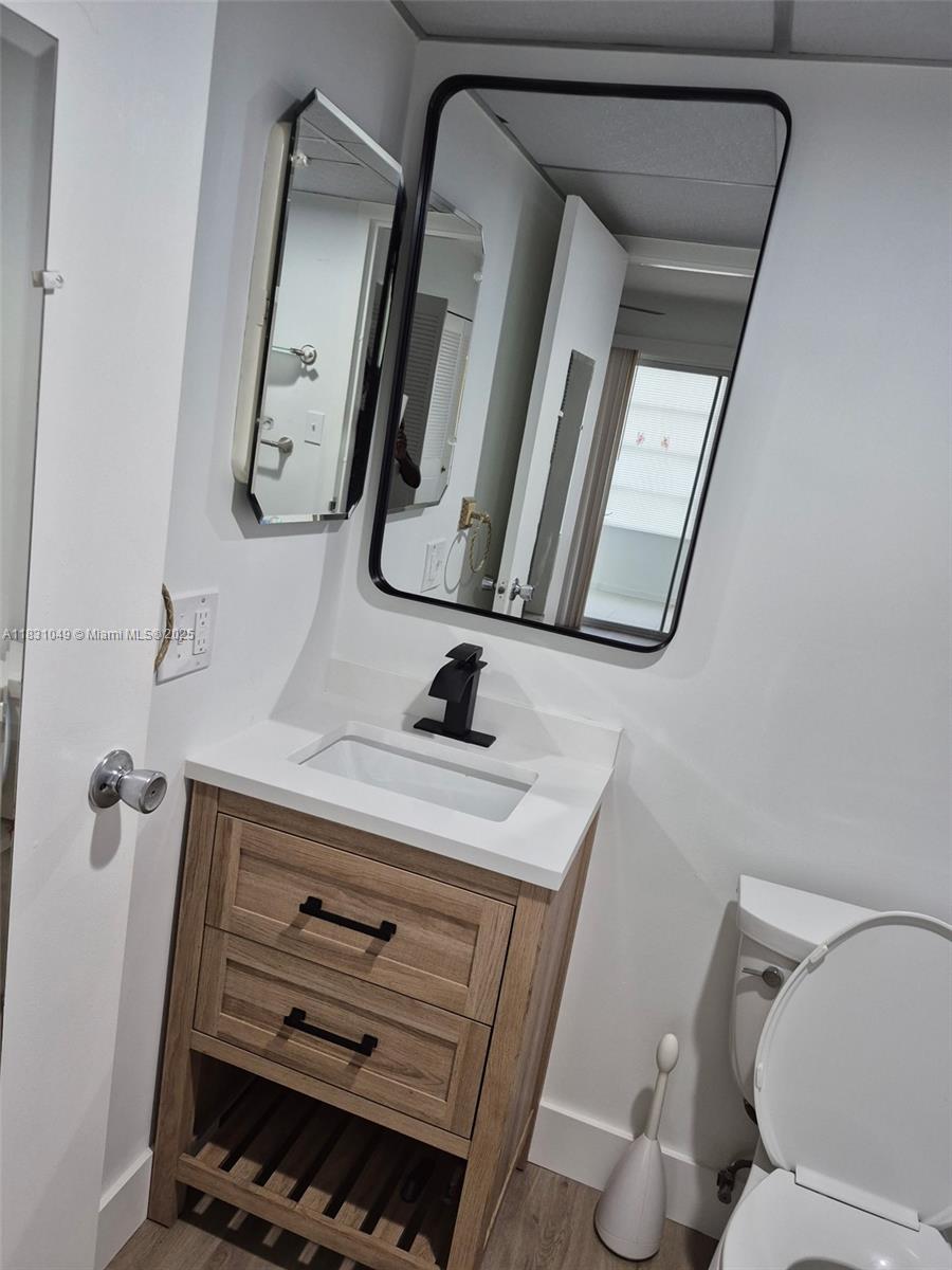 67 Monaco B B Property Photo 7