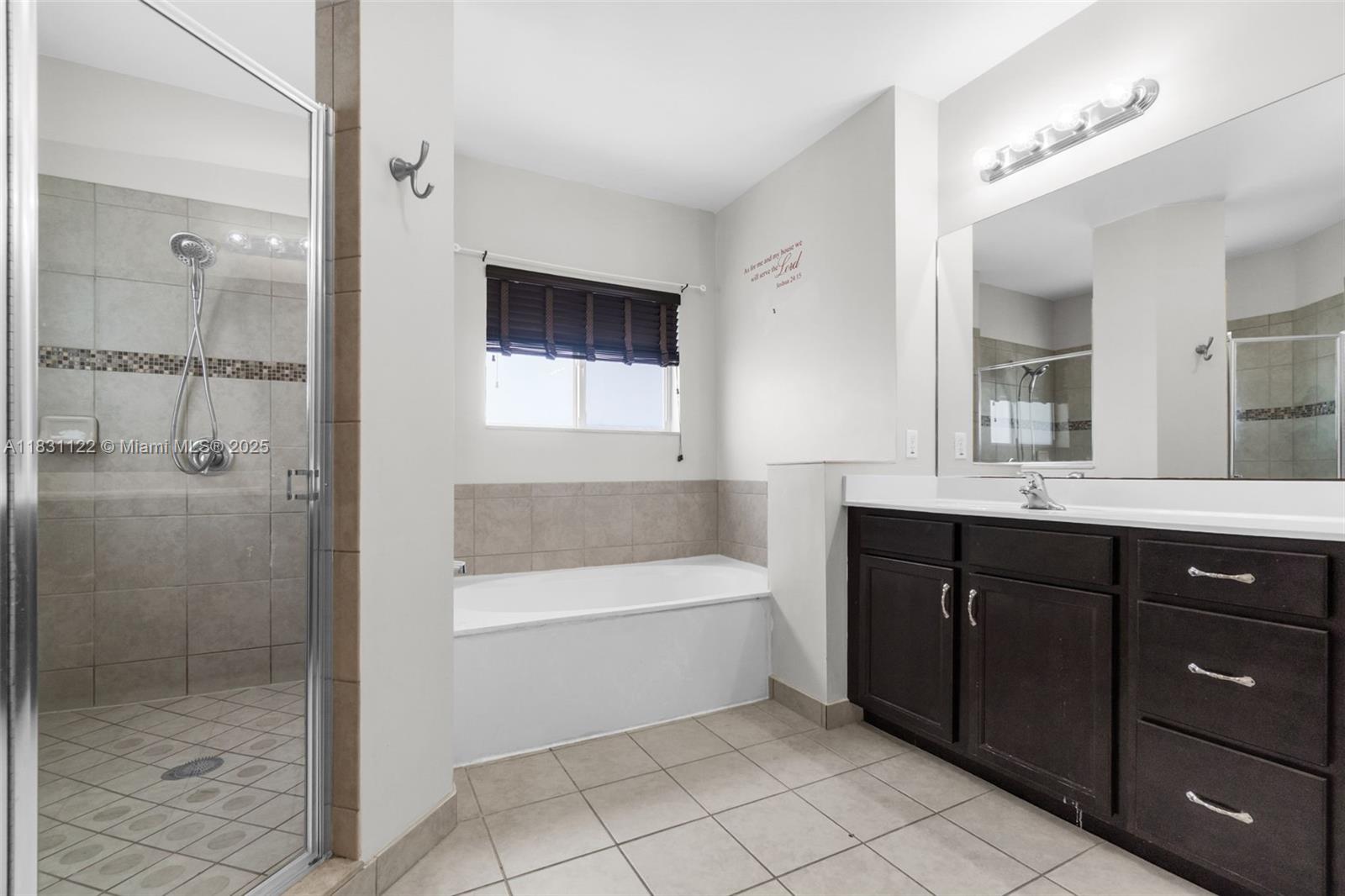 2345 Se 16th Pl Property Photo 17