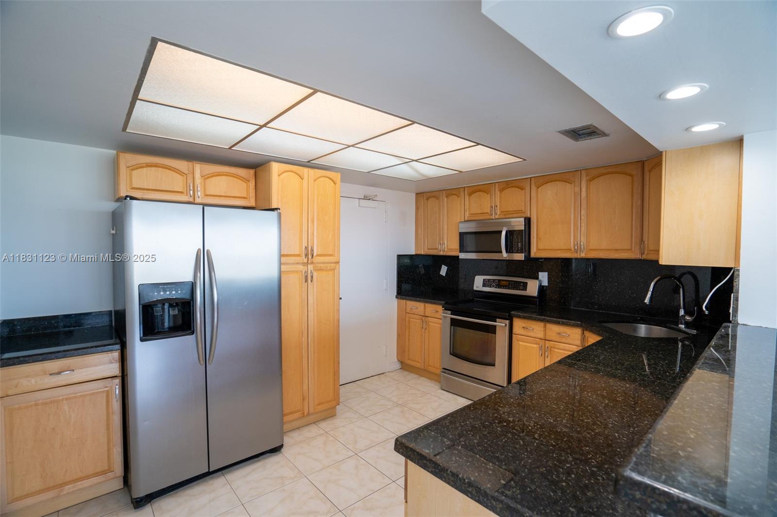 3800 Galt Ocean Dr 1215 Property Photo 1