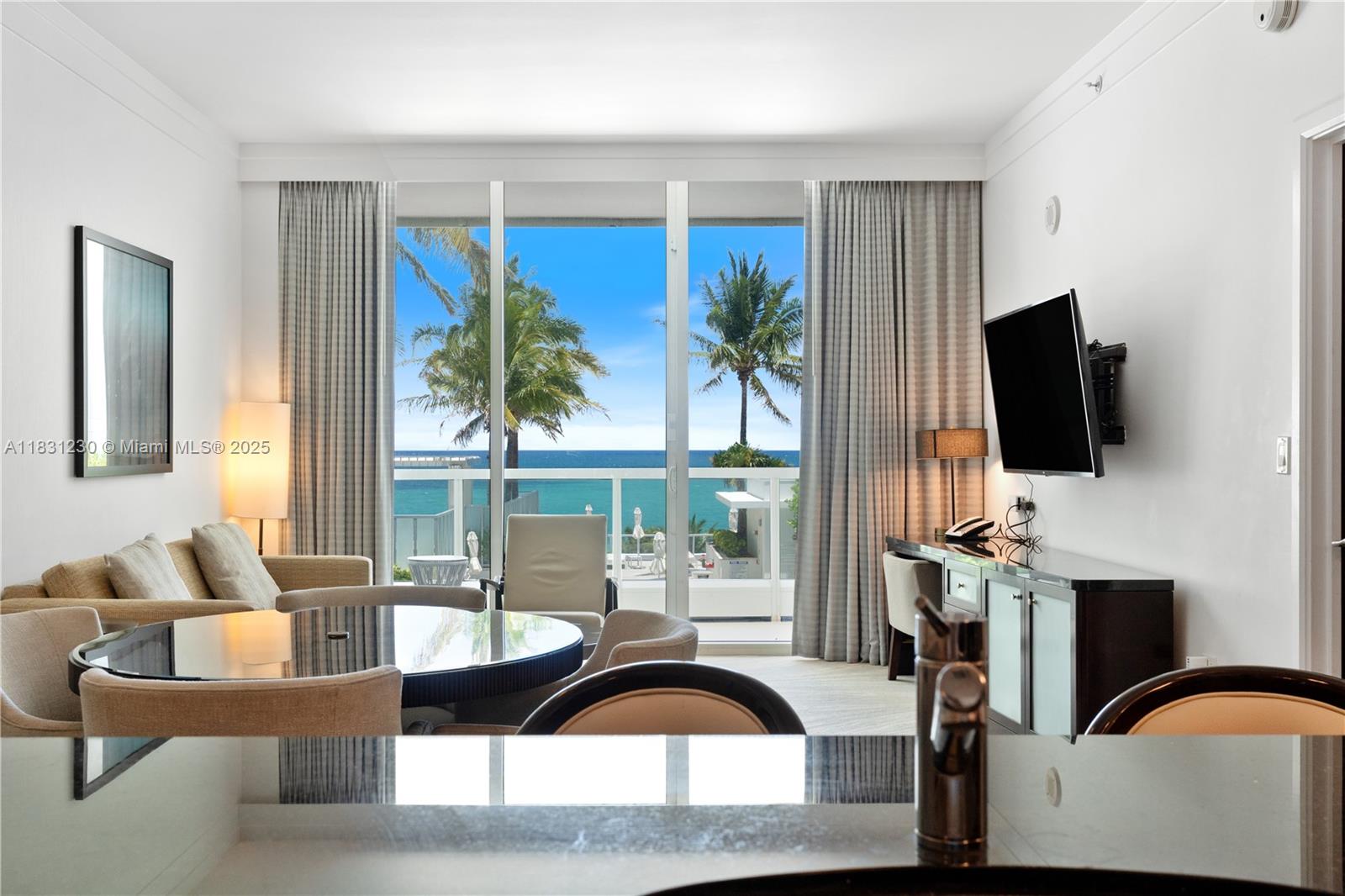 4391 Collins Ave 623 Property Photo 24