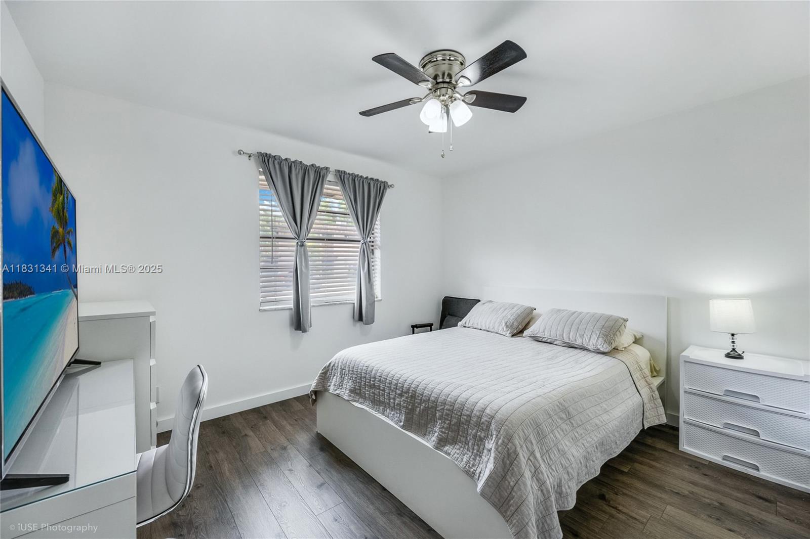 37 Seville Circle 1-50 Property Photo 12