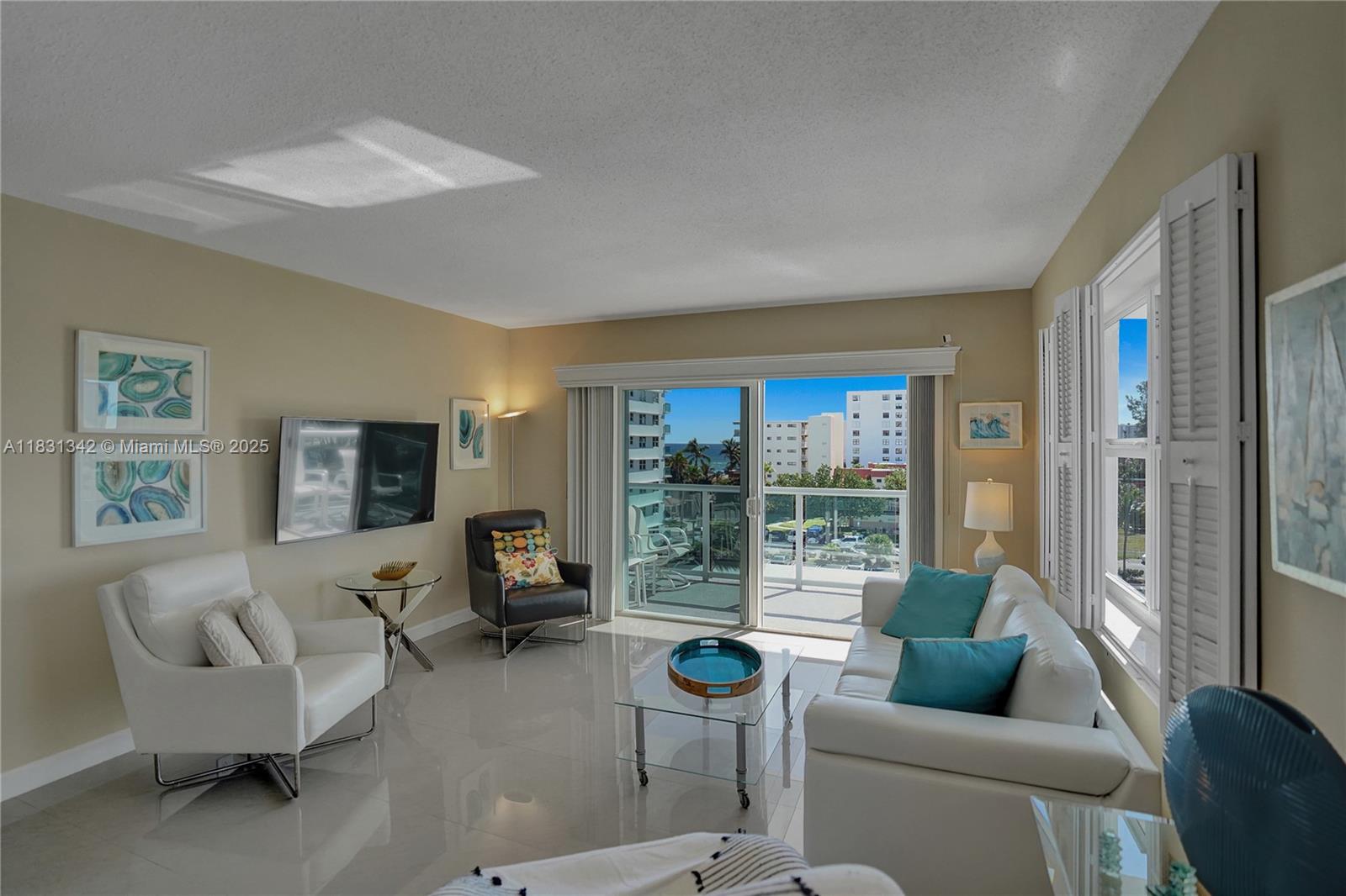 1620 N Ocean Blvd 510 Property Photo 20