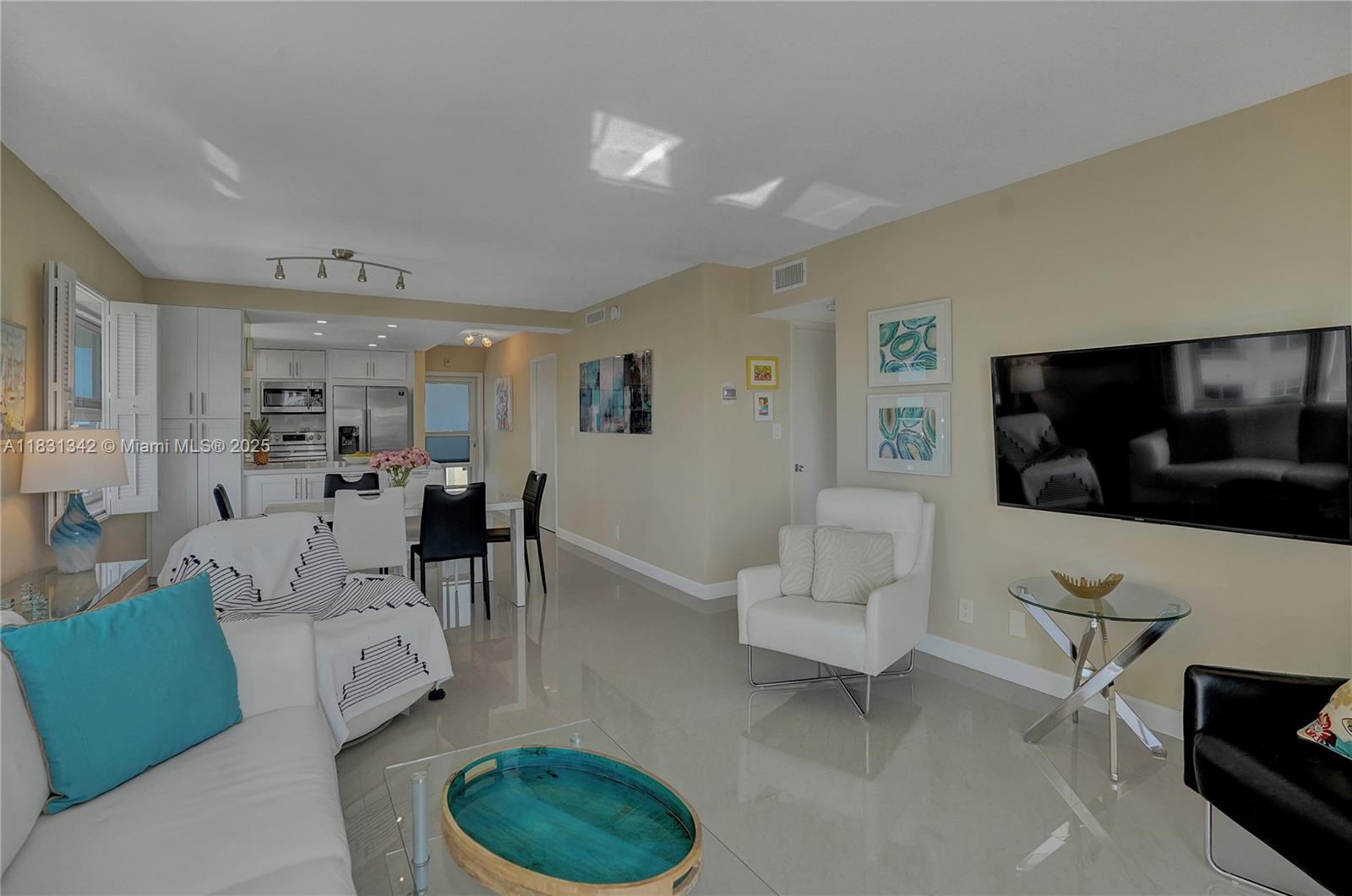 1620 N Ocean Blvd 510 Property Photo 24