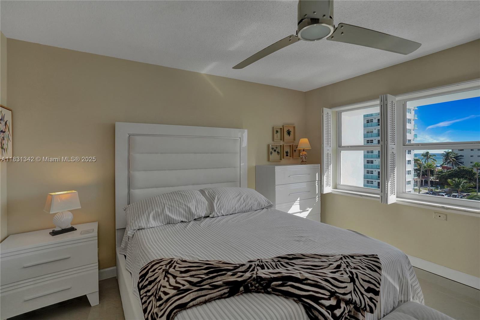 1620 N Ocean Blvd 510 Property Photo 29