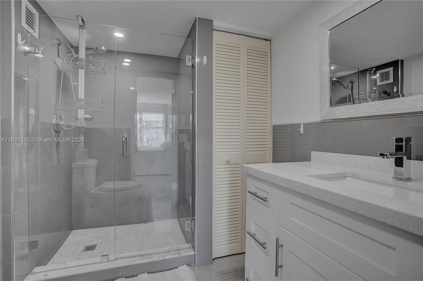 1620 N Ocean Blvd 510 Property Photo 34