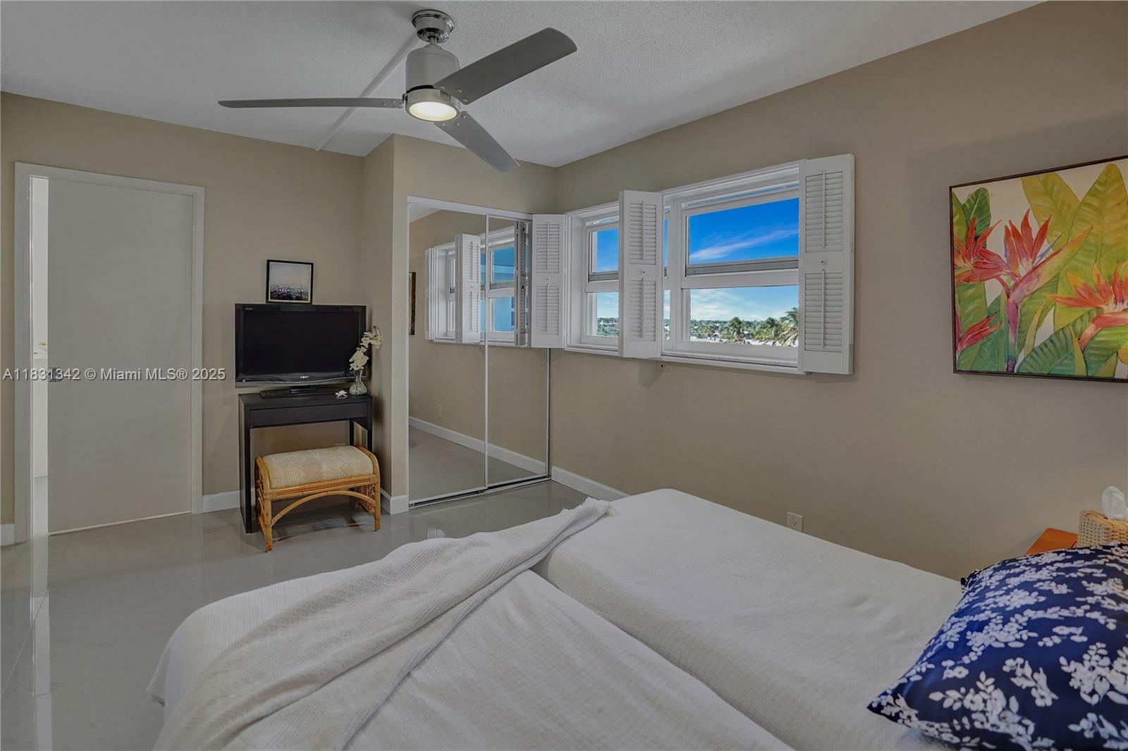 1620 N Ocean Blvd 510 Property Photo 37