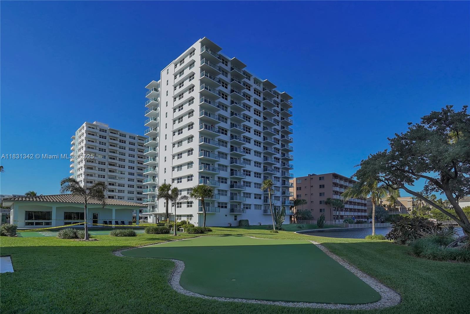 1620 N Ocean Blvd 510 Property Photo 52