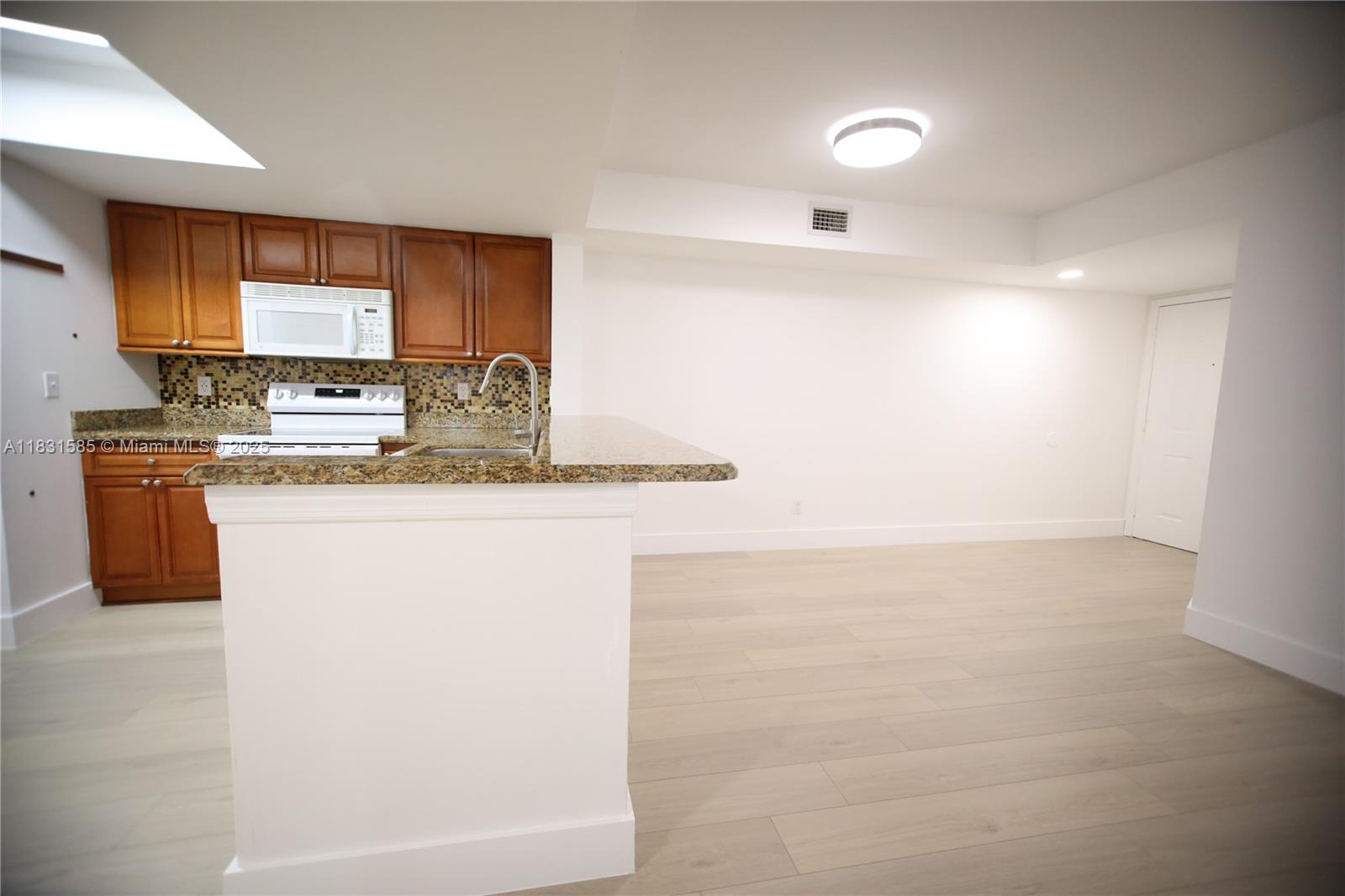 9200 W Atlantic Blvd 1428 Property Photo 7