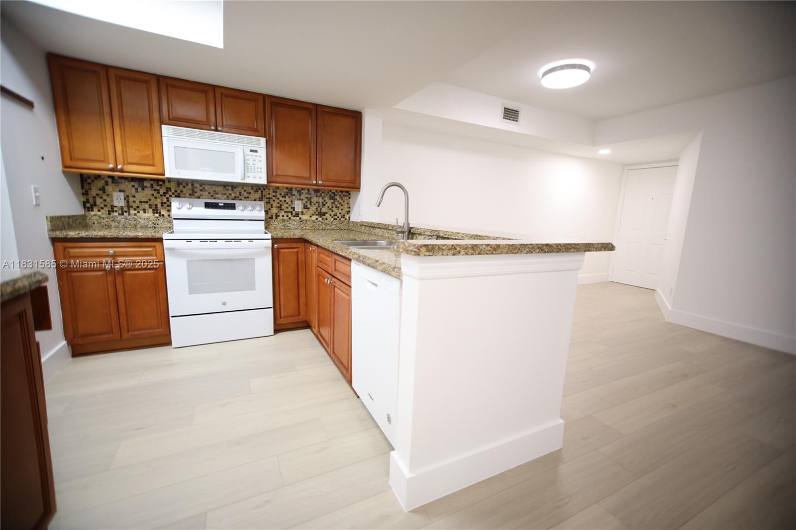 9200 W Atlantic Blvd 1428 Property Photo 8