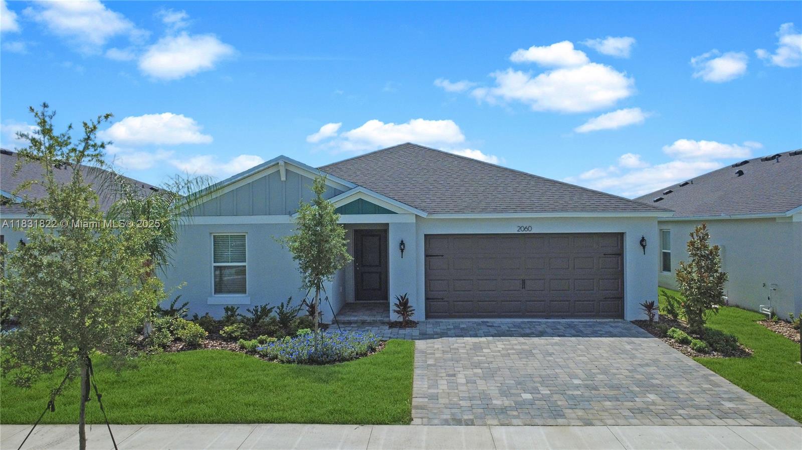 2060 Stillview Pass Property Photo 1