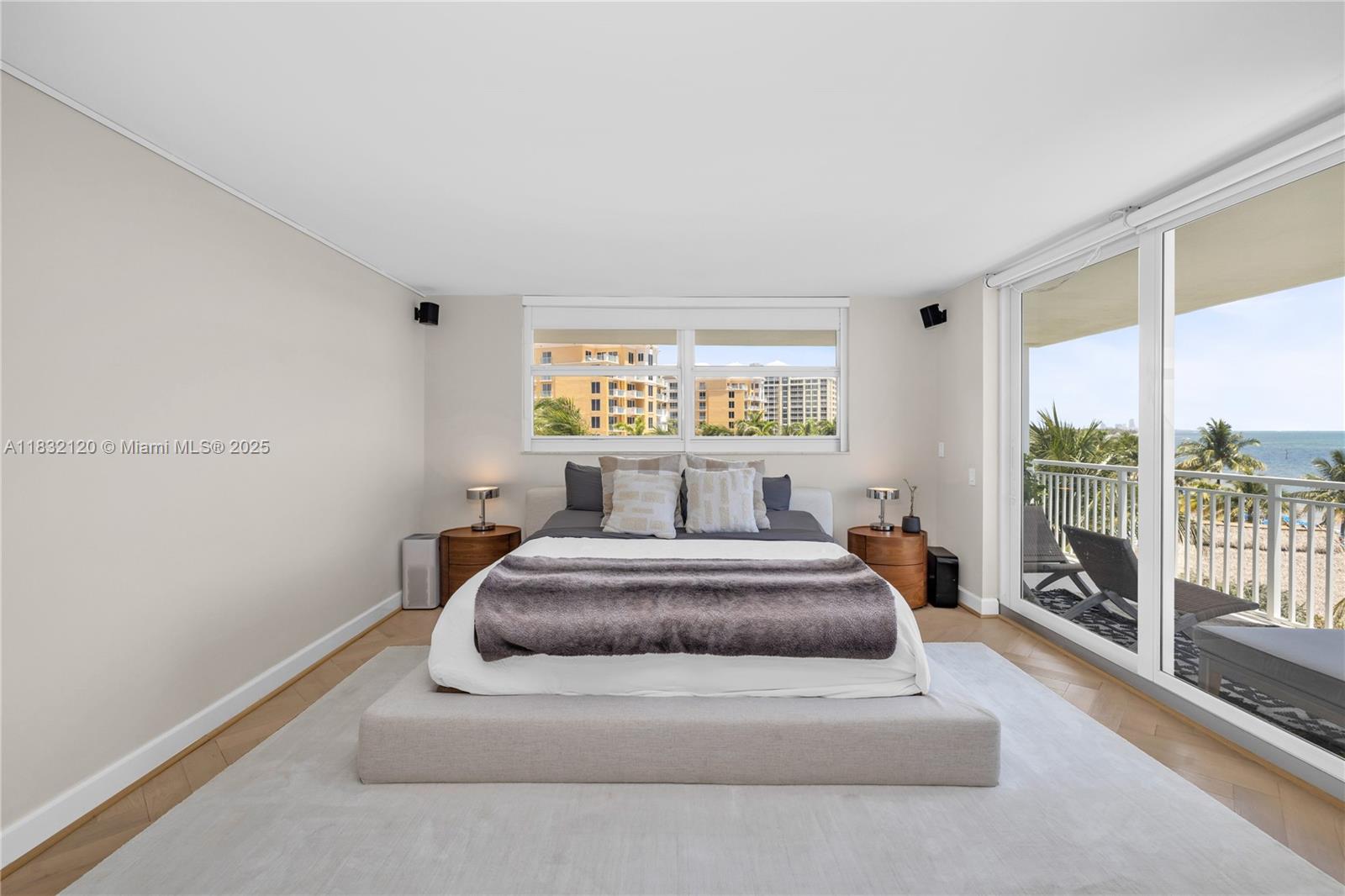 615 Ocean Dr 6a Property Photo 11