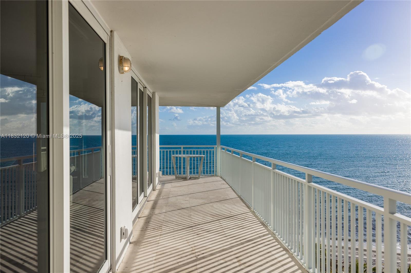 615 Ocean Dr 6a Property Photo 25