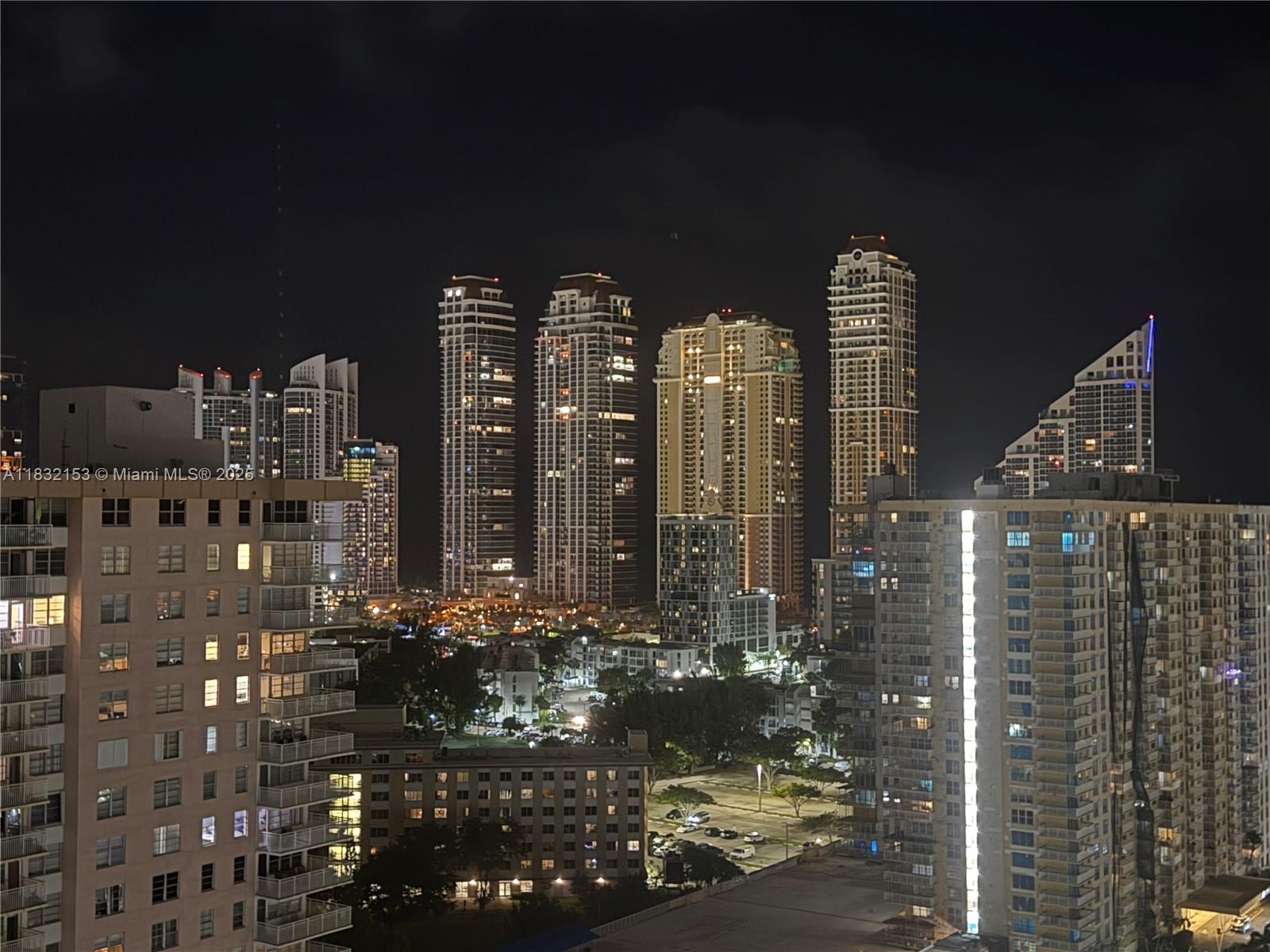 250 174th St 2307 Property Photo 20