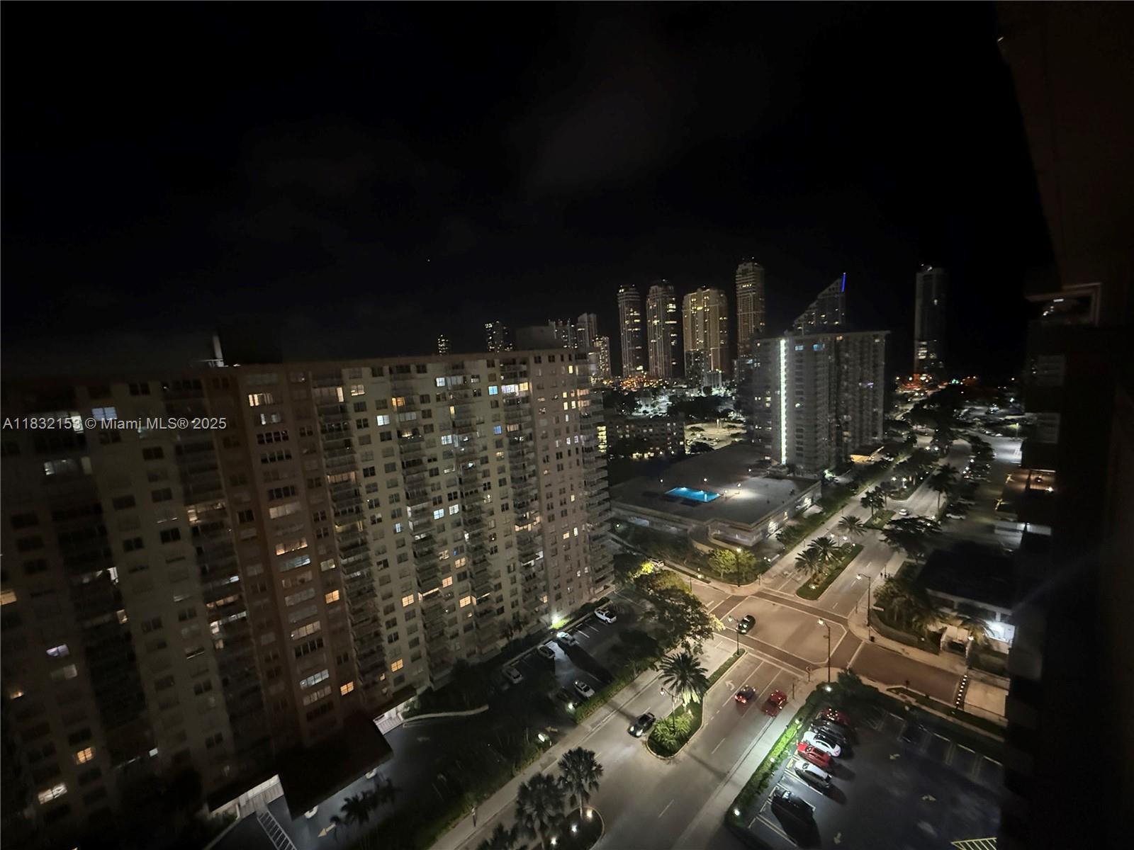 250 174th St 2307 Property Photo 21