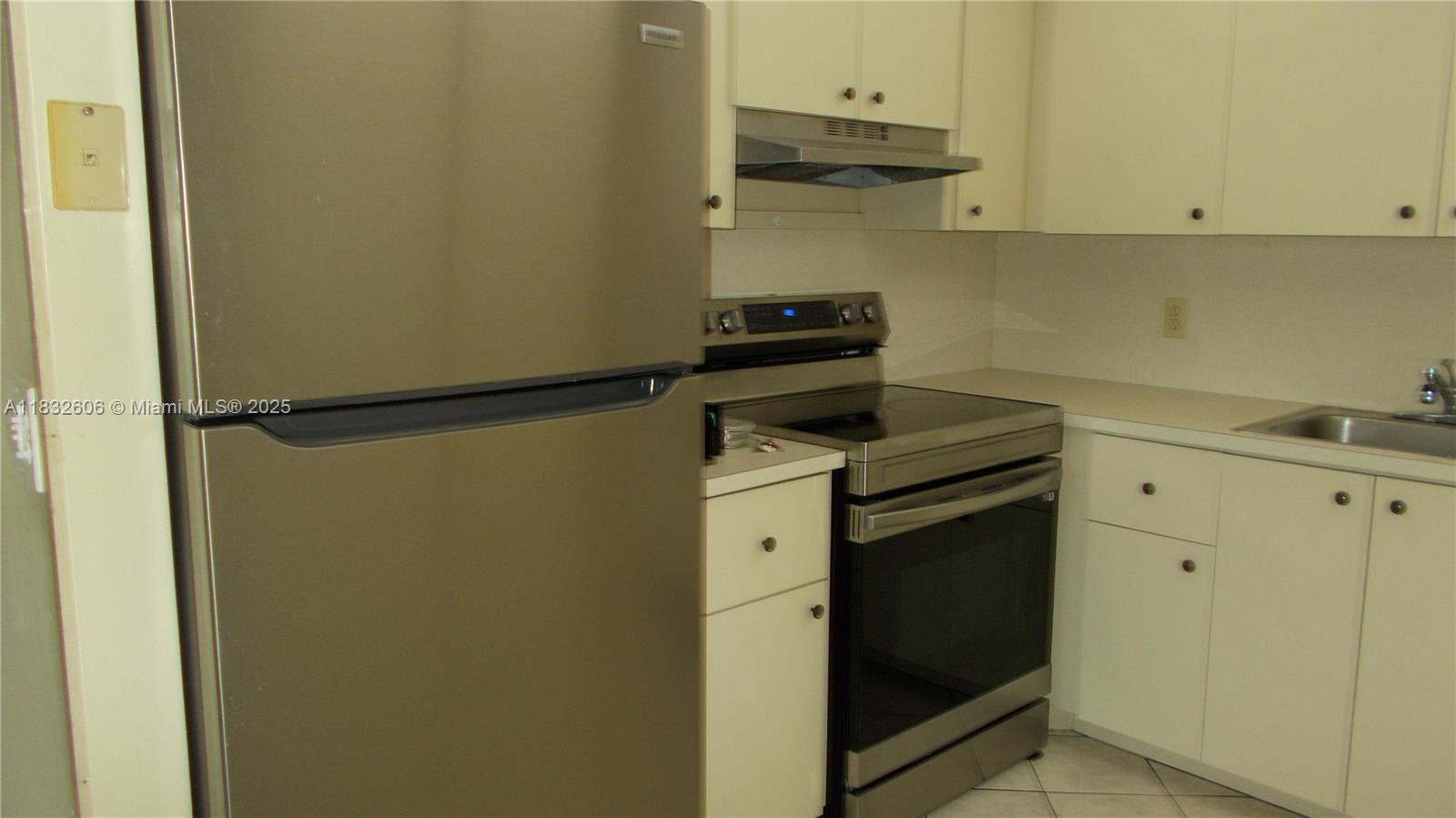 13550 Sw 6th Ct 208a Property Photo 11