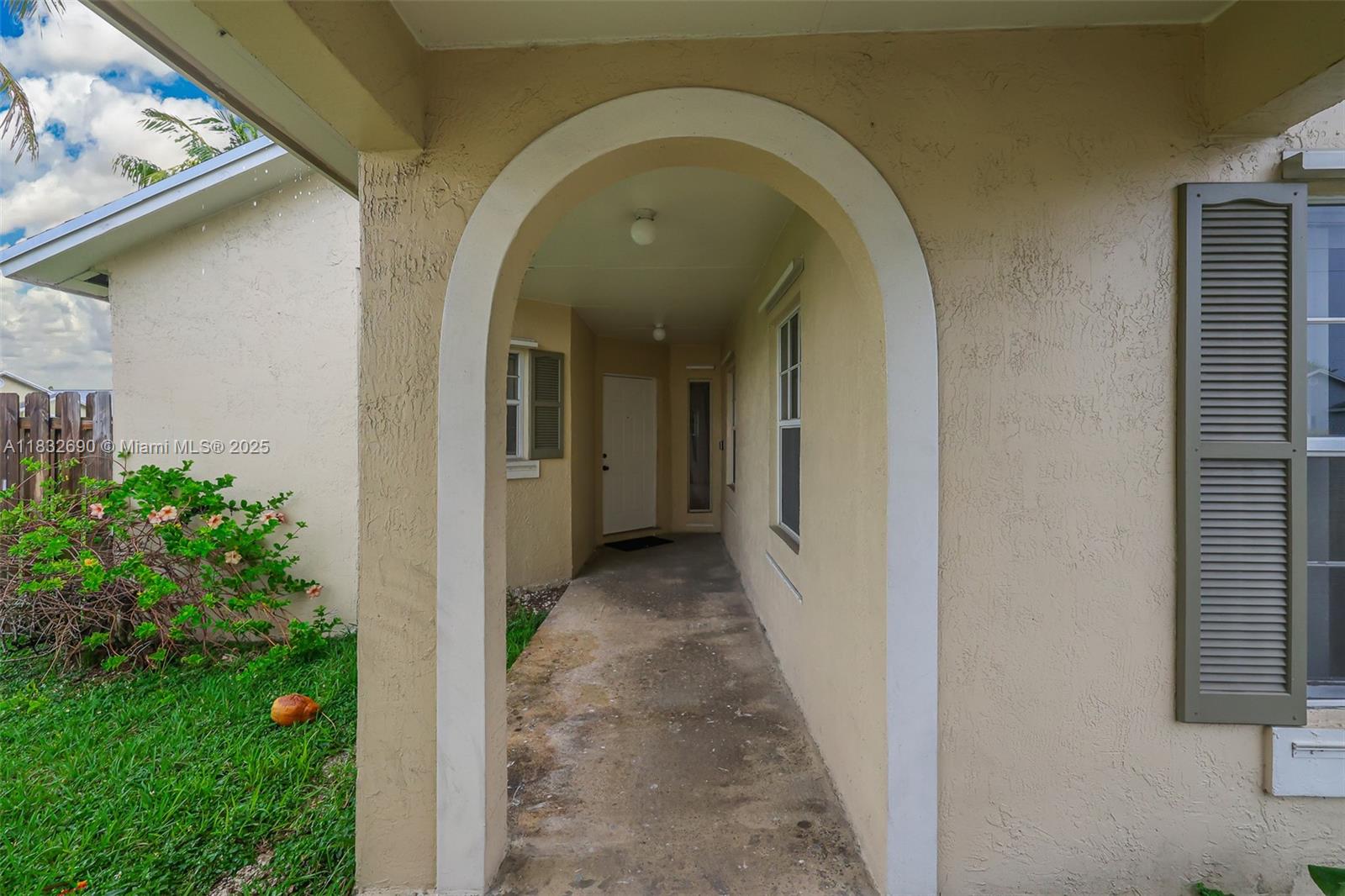24920 Sw 127th Ct Property Photo 2