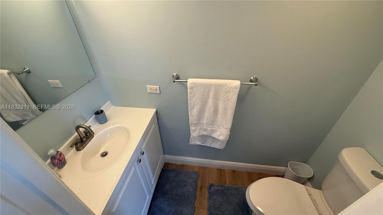 3716 Ne 168th St 303 Property Photo 28