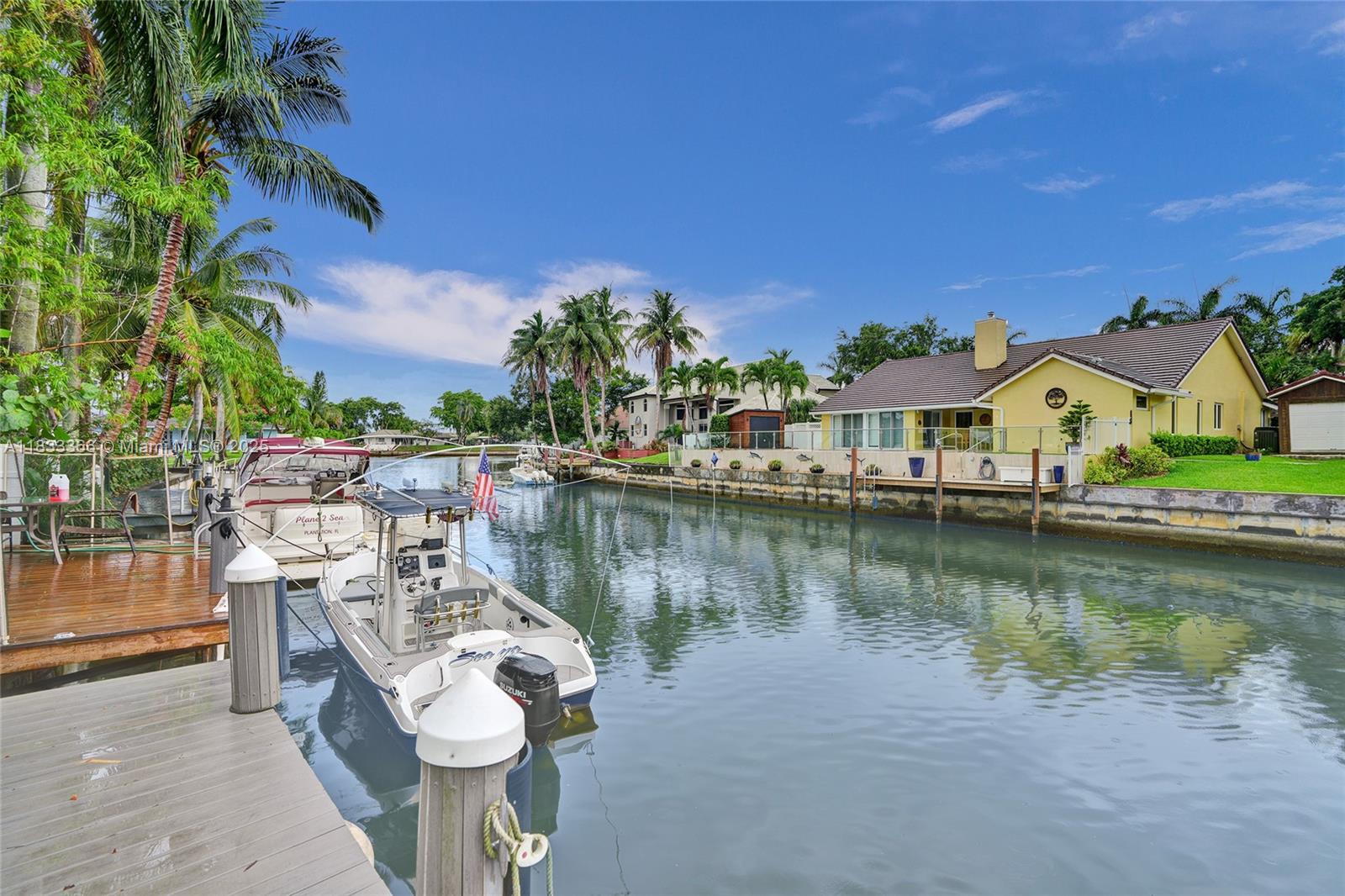 5840 Sw 19th St Property Photo 4