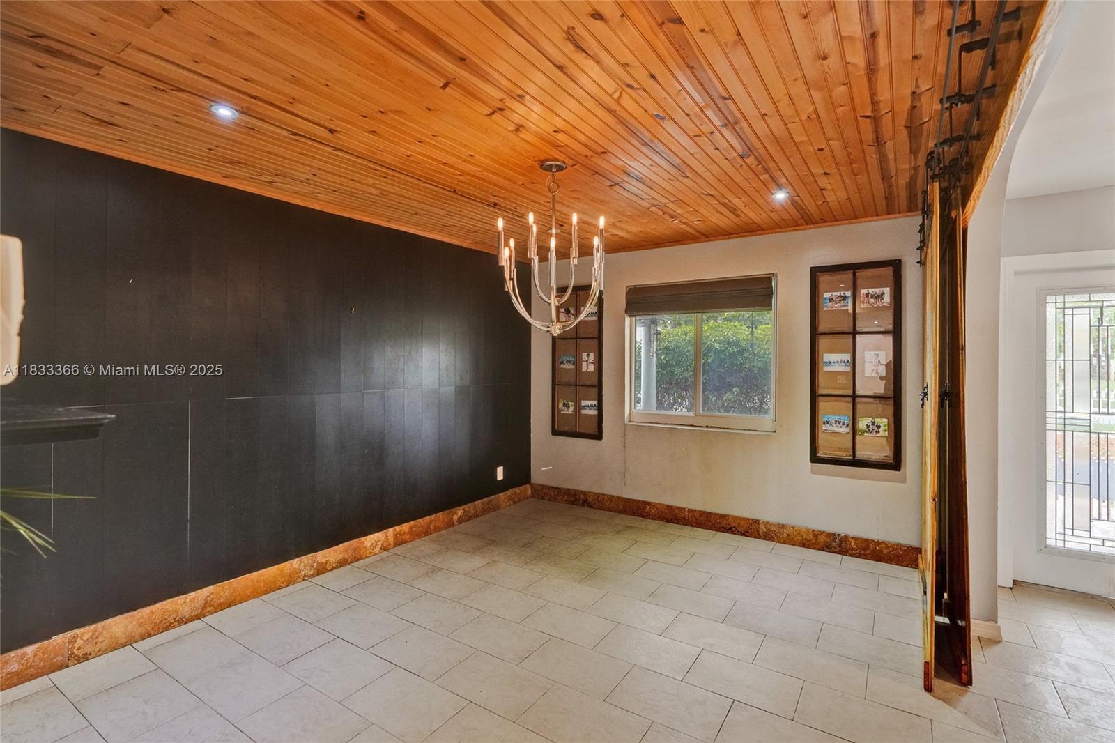 5840 Sw 19th St Property Photo 22