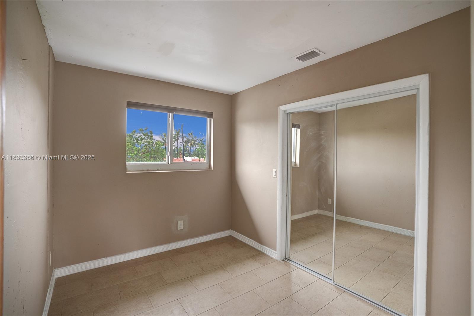 5840 Sw 19th St Property Photo 37