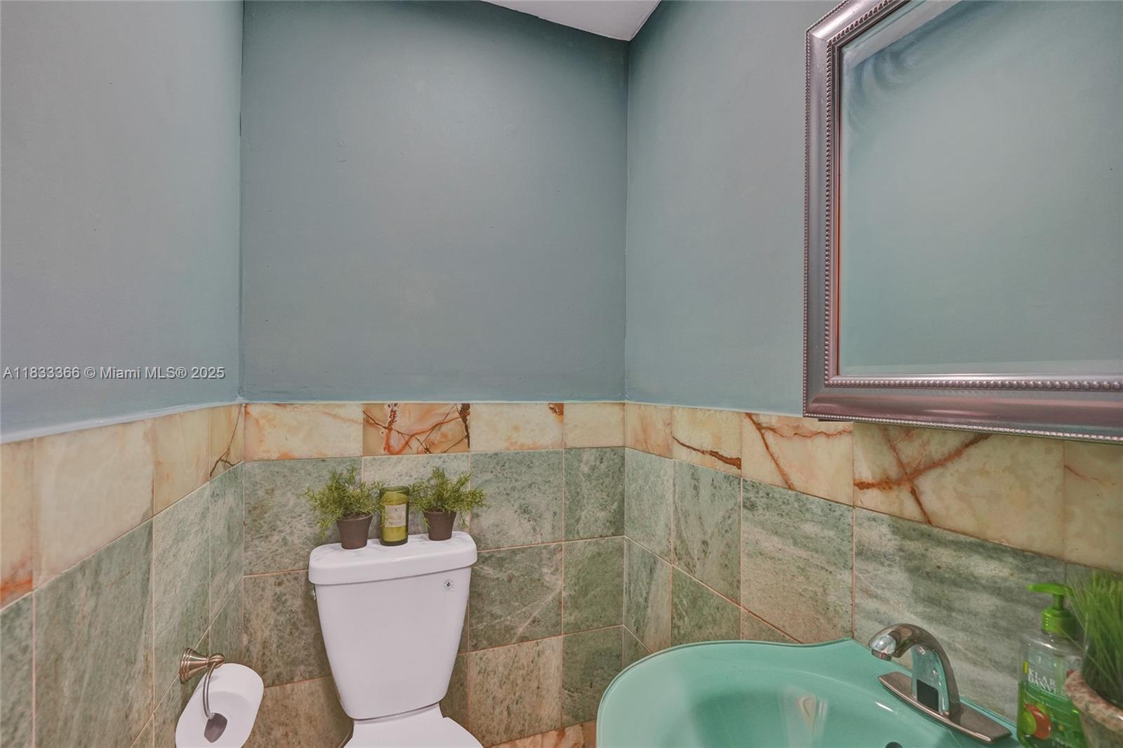 5840 Sw 19th St Property Photo 43