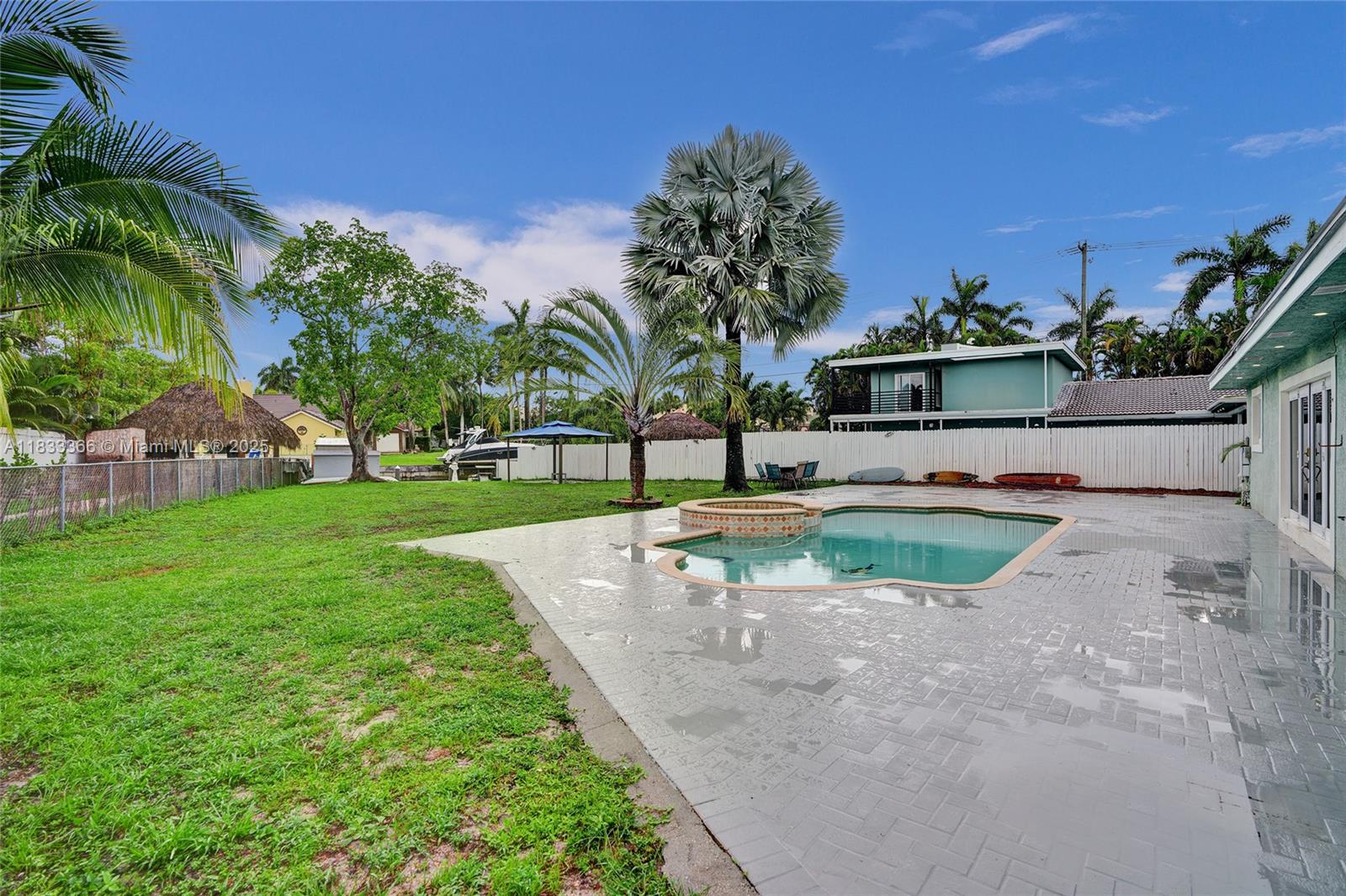 5840 Sw 19th St Property Photo 55