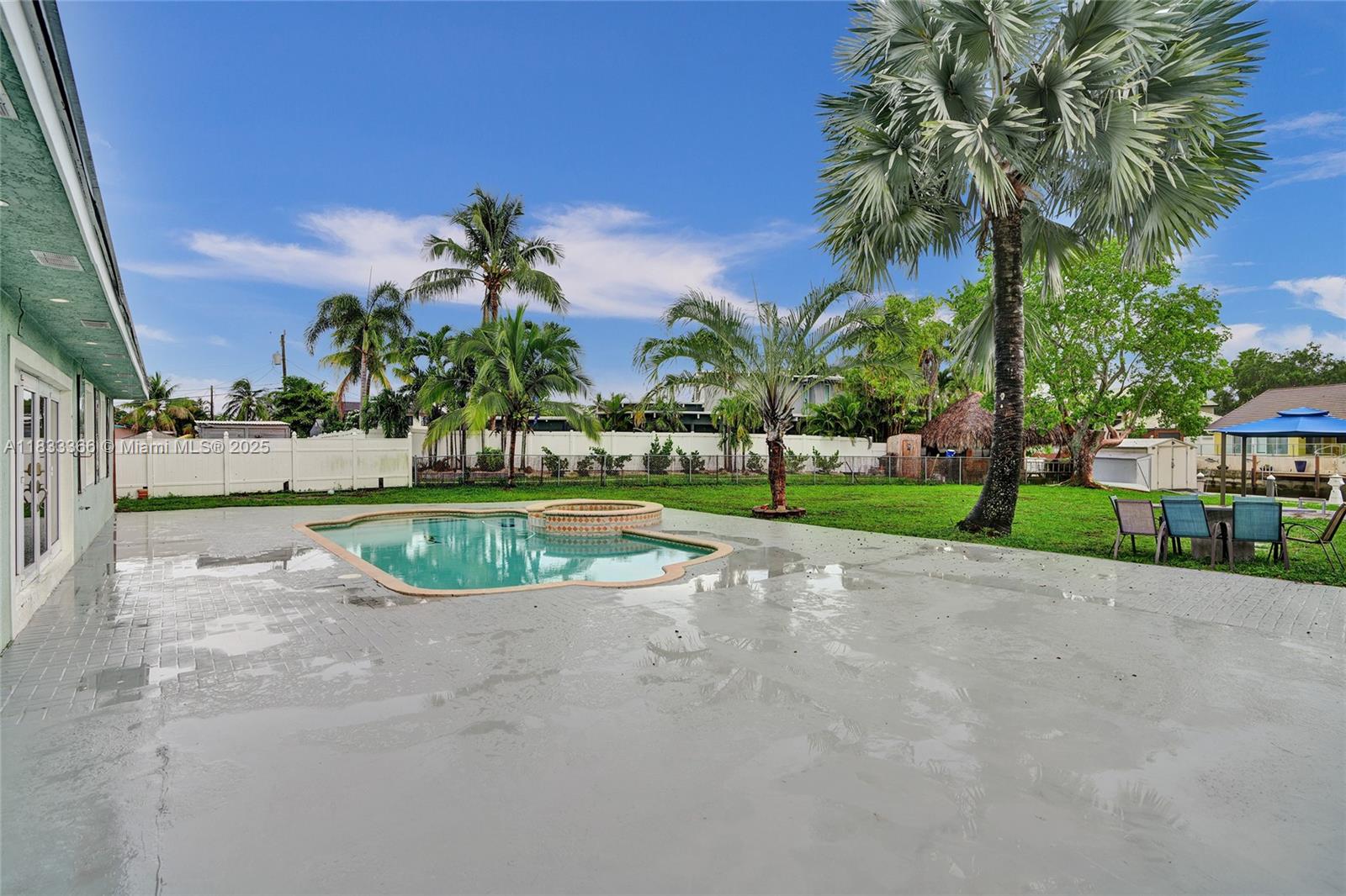 5840 Sw 19th St Property Photo 58