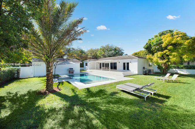 9811 Ne 4th Ave Rd Property Photo 4