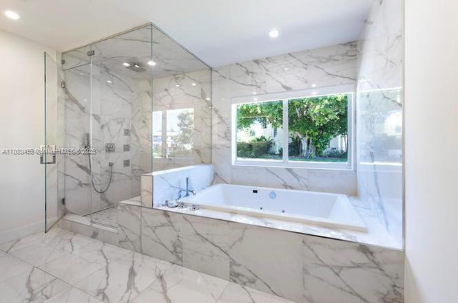 9811 Ne 4th Ave Rd Property Photo 13