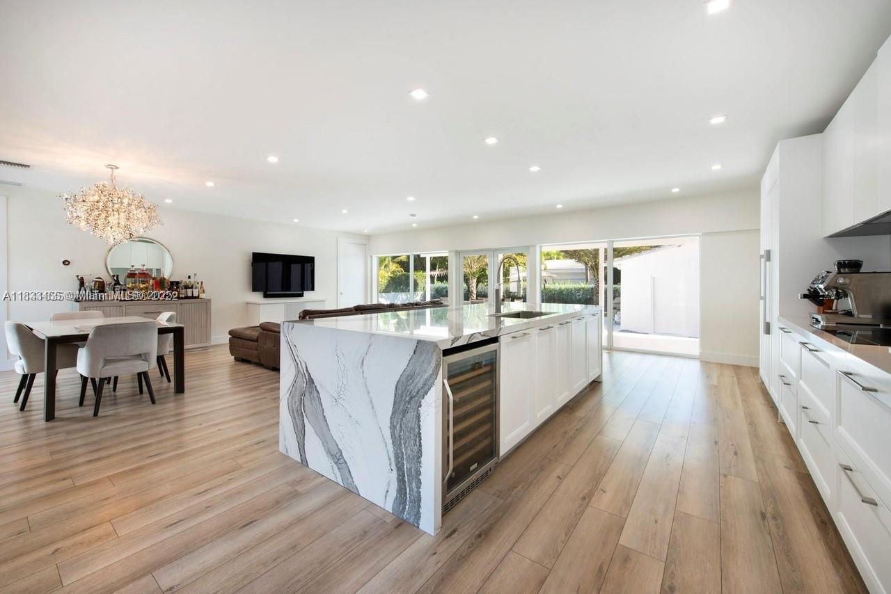 9811 Ne 4th Ave Rd Property Photo 17