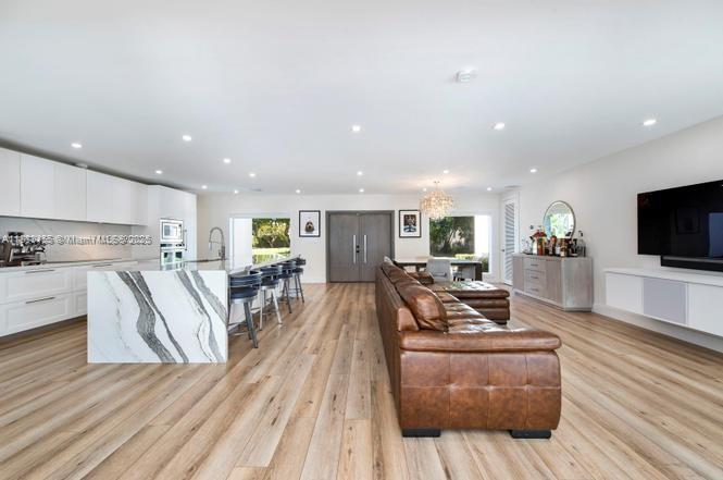 9811 Ne 4th Ave Rd Property Photo 20