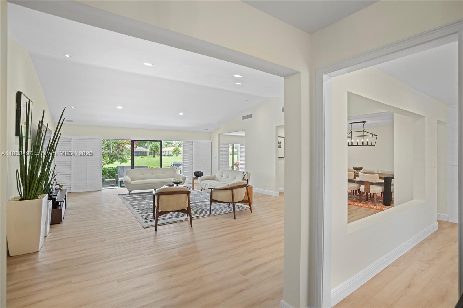 3650 N 36th Ave 29 Property Photo 6