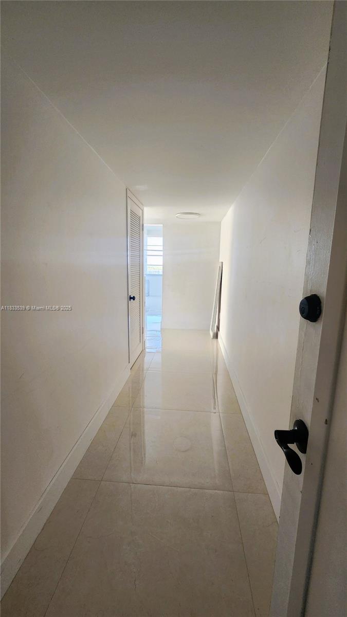 18051 Biscayne Blvd 1705 Property Photo 9