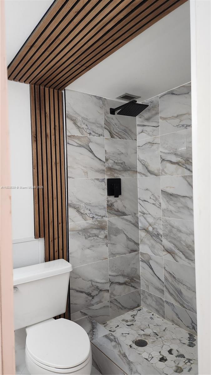 18051 Biscayne Blvd 1705 Property Photo 16