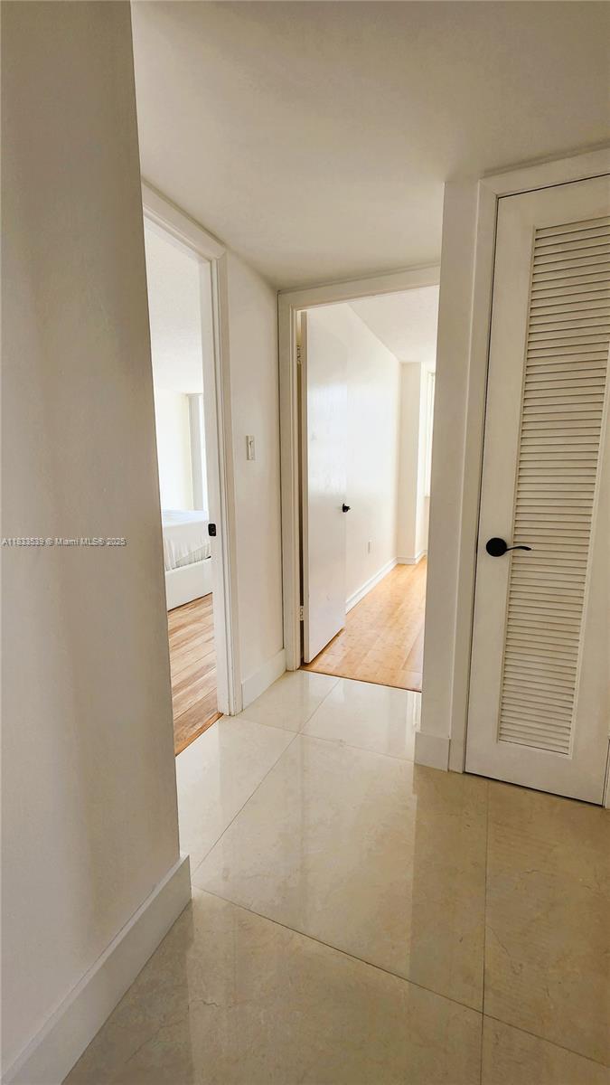 18051 Biscayne Blvd 1705 Property Photo 24