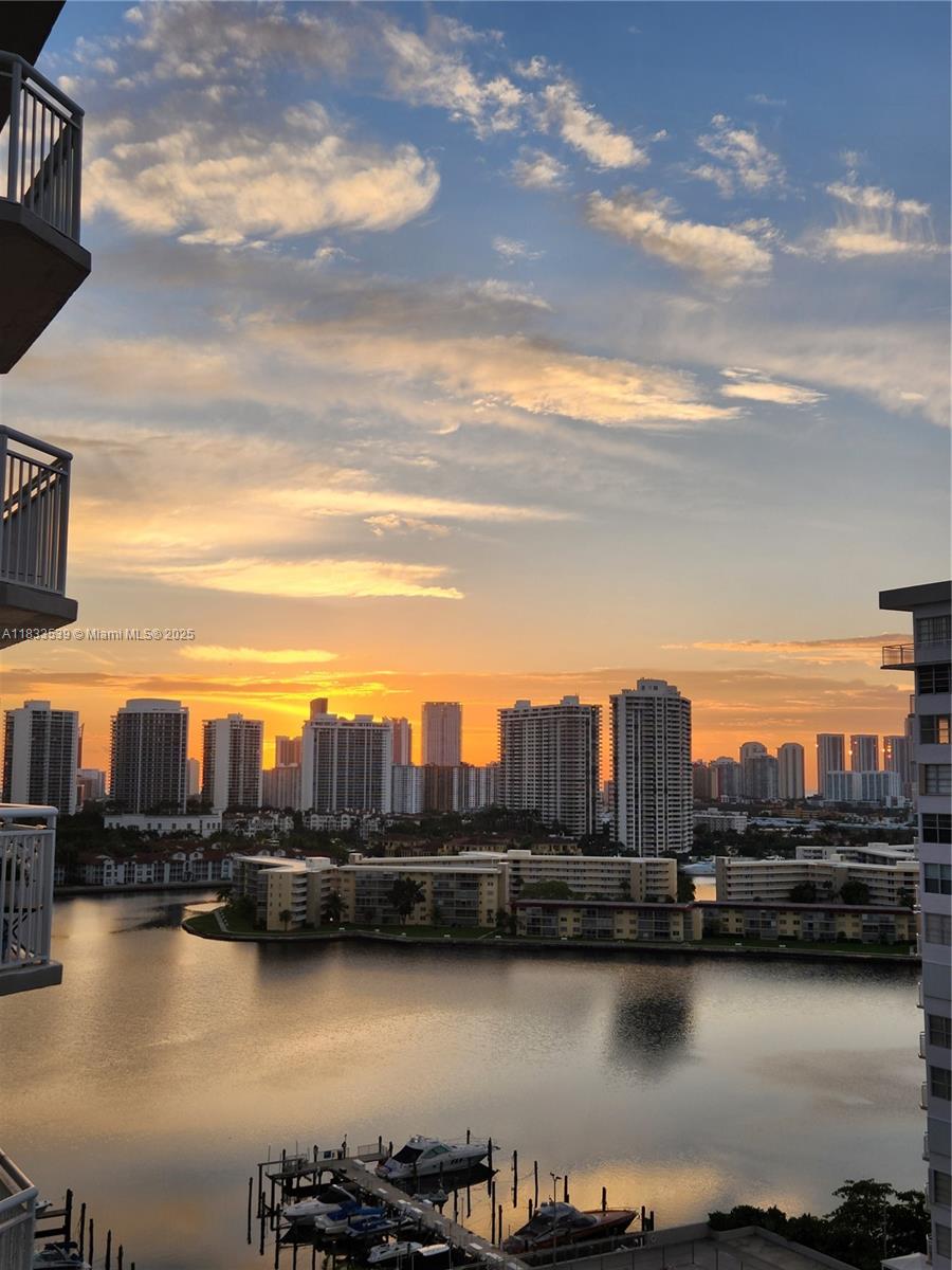 18051 Biscayne Blvd 1705 Property Photo 29