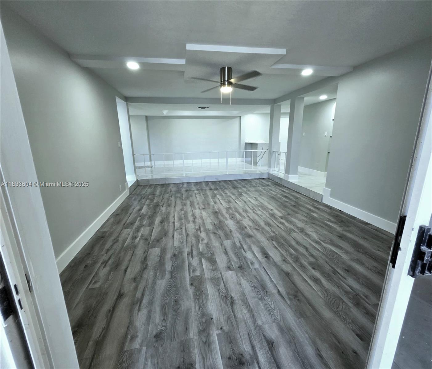 3710 Inverrary 1p Property Photo 10