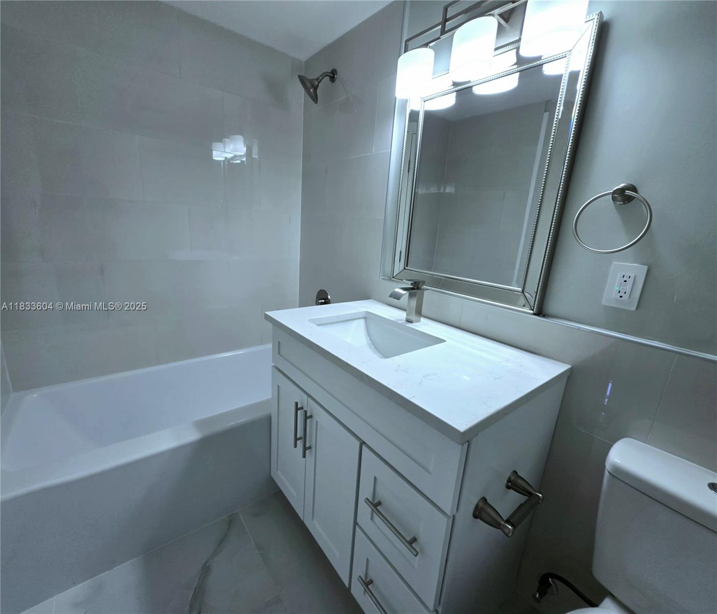 3710 Inverrary 1p Property Photo 20